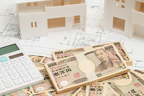 注文住宅を建てる際に現金はいくら必要？諸費用一覧や支払いタイミングも