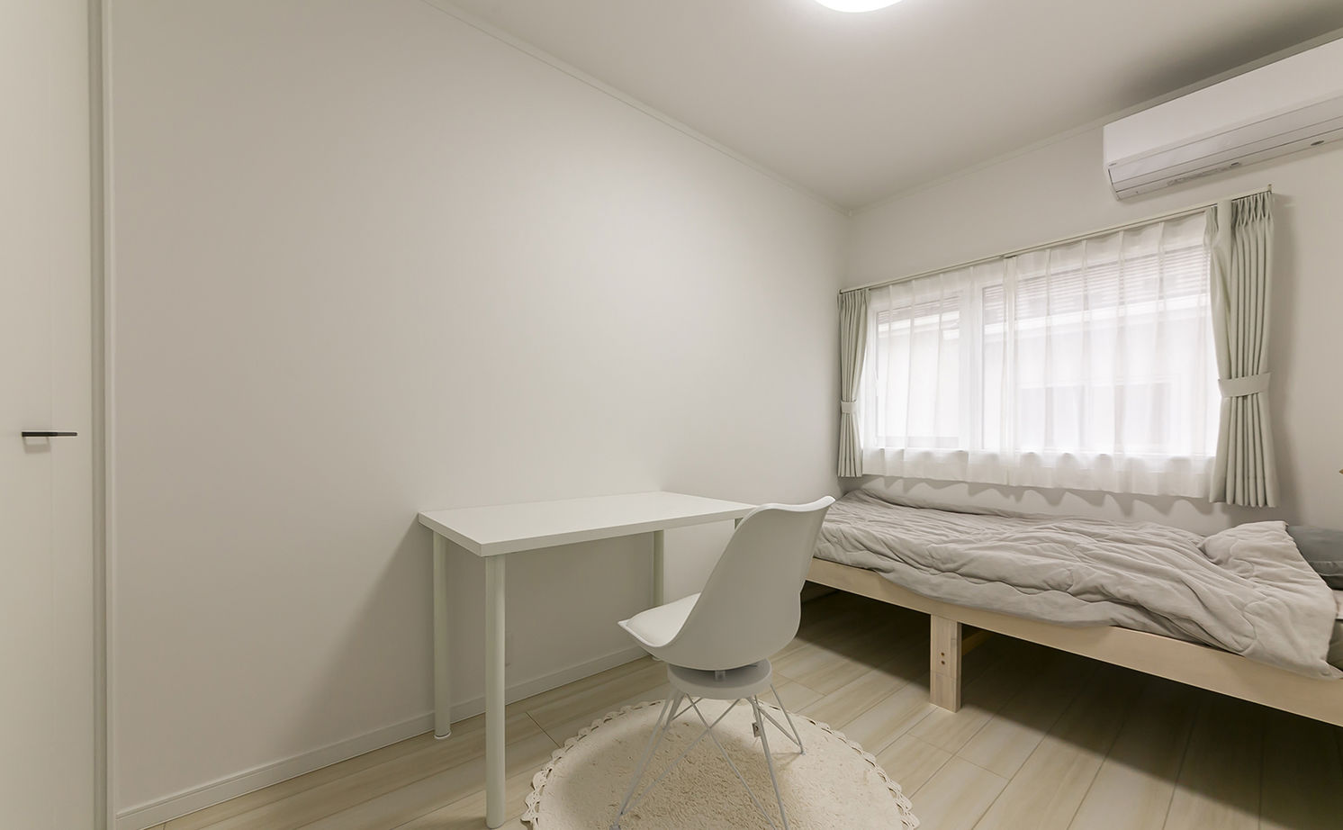 こちらも子ども部屋。洋室はいずれも収納付きなので、家具のレイアウトもしやすい